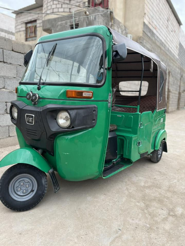 السلام عليكم تكتك للبيع مديل 21 رقم بصرة انكليزي مابيها اي نقص العنوان بصره شط العرب الجزيرة ***********
