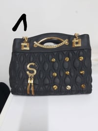 للبيع الاتصال على 07750218784  جنطة كتف مستعمل لون اسود ب١٠ الف جنطة ك...