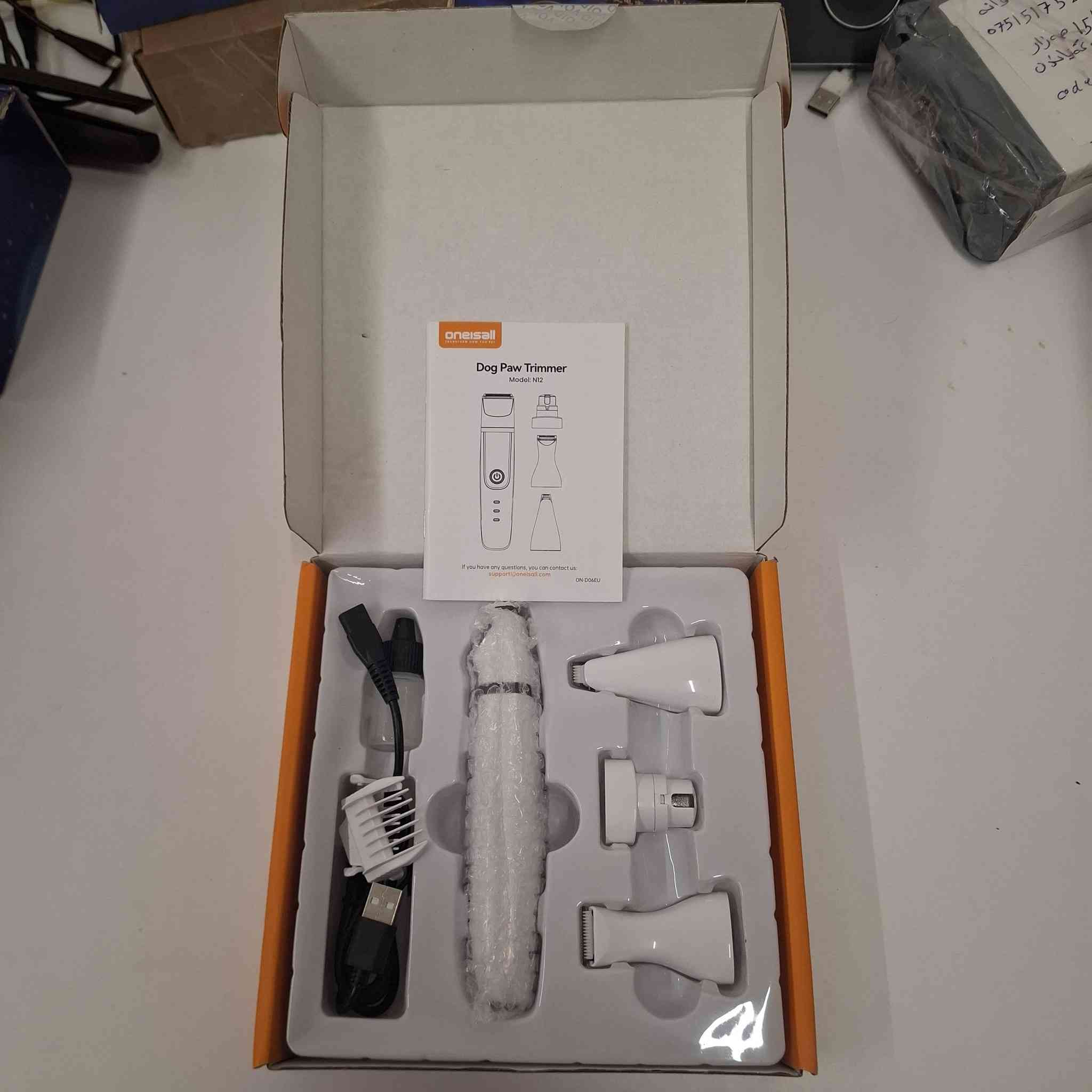 طقم العناية الشامل بالحيوانات الأليفة من Oneisall (موديل N12/YH-7700) هو الحل المثالي لتشذيب شعر وتقليم أظافر أليفك بهدوء وأمان.
​✨ أهم المميزات:
​✂️ جهاز 4 في 1: يجي مع 4 رؤوس قابلة للتبديل (للحلاقة العامة، الكفوف، ومبرد أظافر).
​🤫 صوت هادئ جداً: مصمم خصيصاً لتقليل الضوضاء ومنع توتر الحيوانات الحساسة وقت الحلاقة.
​🔋 بطارية قوية: شحن سريع عبر USB يعطيك حتى ساعتين من الاستخدام المتواصل.
​🛡️ شفرات آمنة وذكية: مصنوعة من السيراميك والستانلس ستيل، مع سرعتين تناسب كل أنواع الفراء لحماية جلد أليفك.

*********** واتساب او راسل الصفحة
