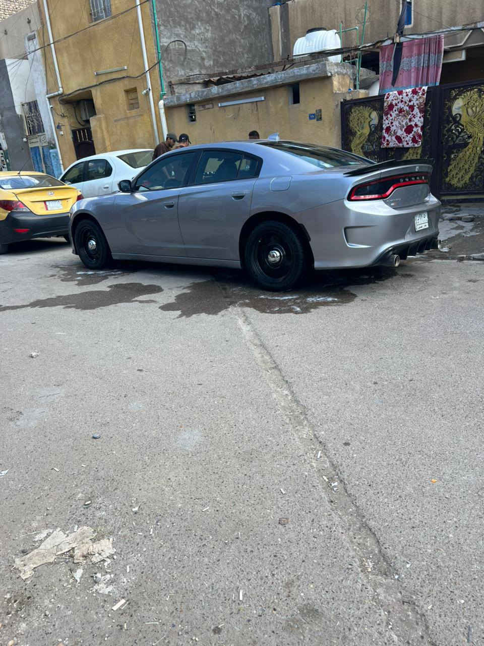 سلام عليكم
سياره جارجر موديل 2016 مال بيت فقط البيع 
سياره امريكيه
  حادثه جاملغ اليمن مبدل+بارد كد شبر جاملغ الخلفي محدثه دعاميات امامي وخلفي +بنيد 
مواصفات سياره 
تشغيل عن بعد
تحكم ستيرن
كشن ساهق كهرباهي فقط
تخم تاير جديد ويل بوليسي 
سياره ماشيه90الف كيلو فقط
سياره جاهزه من كل نواحي وخير من الله جديده معنه الكلمه 
سياره رقم بغداد وتحويل ثاني يوم 
تصال على هاذ الرقام 
***********
***********
