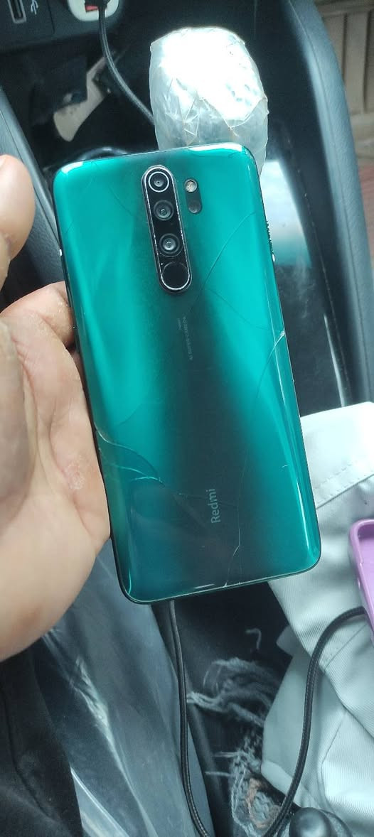 ريدمي نوت 8 برو للبيع ذاكره 128 مكفول ماعدا ضهر مفطور. وكلشي شغال على الفحص. نجف عسكري ب75 وبي مجال بسيط جدا


**إذا كنت صاحب هذا الإعلان وتريد حذفه لأي سبب، رجاءا أرسل رسالة إلى الدعم الفني**