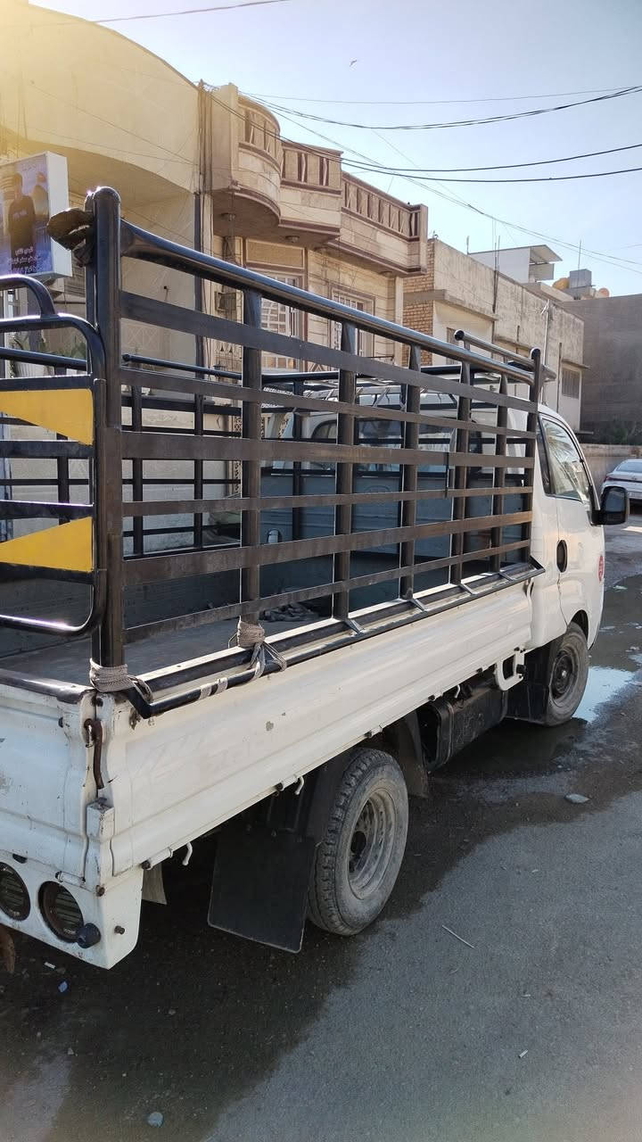 سلام عليكم محجر بواري للبيع ٤٠٠ وبي مجال قليل مكان بغداد الأمين الثانيه رقم ***********
