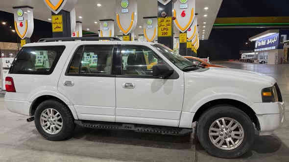 للبيع Ford Expedition 2013  

المواصفات:

الموديل: 2013

نوع الوقود: بنزين + غاز LPG

محرك قوي 5.4L V8

جير أوتوماتيك سلس

د4x4 فور ويل شغال 

غرفتها جديدة

المقاعد: قماش – 8 ركاب

حساسات خلفية

تكييف أمامي وخلفي شغال 100%

صيانة دورية منتظمة

السعر 138 وبيها مجال بسيط 

حادثها بابين وجاملغ موضح بالصور 

***********
