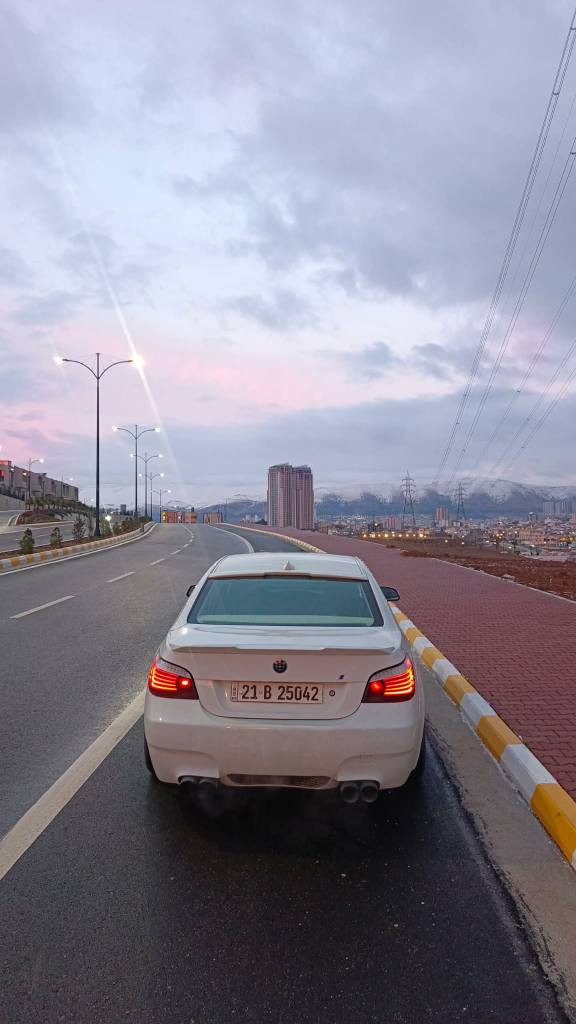 🖤سلام عليكم شباب انشالله الكل بخير🤍
سيارت صاحبنه ميماتي للبيع 530i e60 2010 
محرك 530i نوزل قصير n52.  امريكي مواصفاته: 
🖤سلايد 
🖤لايتات اماميه ليد ديناميك
🖤دكمه Sport
بگ لايت LED
🤍گير كوبرا رياضي شفتات ستيرن
🖤داخل بيجي
🖤كشنات كرباءي
🖤ستيرن وكشنات هيتر
🤍دخول ذكي
🤍٥ بردات
🖤شاشه كبيره نضام CIc و بلادي مال F10
🖤كامل بودي كت M دعاميات دوسات
🤍جناحM
🤍شفقه جام
🤍داخل صاج
🖤وياله ويه تايرات BBS 
كيج M
وبعد هوايه مواصفات شباب السياره نضيفه كير محرك تحويل غرامه كله بشرط كامل بأسمنه مابيه اي مصرف
وارد امريكي سياره داخله بظون حادث مابيه صبغ لسياره نضيفه سعره (١٦٥) وبيه مجال للطيبين مكانه سليمانيه شباب كاتب كلشي اذا شراي خابر و تدللون.
السياره حيل مصروف عليه ونضيفه باقيه اذا تشوفه غاليه اتركه واكتب كلمه تؤجر عليه واني ممنون.                                                                
🖤🤍🖤🤍🖤🤍🖤🤍🖤🤍🖤🤍🖤🤍🖤🤍 

-***********

🖤سڵاو هاوڕێیان هیوام باشیتانە 🤍
چاو برۆ بۆ فڕۆشتن مەکینە 530i 2008
مەکینە 530iنۆزڵ کورت n52
مواسەفات ئەمەریکی:
🖤سڵاید
🖤لایت پێشەوە لید و داینەمەك
🖤دوگمەی سپۆرت
بەگ لایت لید
🤍گێر کوبرا 
🖤کوشن قەیسی
🖤کوشن کارەبای
🖤شاشە گەورە سیستەمی ئەندرۆید
🖤کامل کراوە بە Mدەعامیەکان و دۆسە
🤍باڵی سەر سنووق M
🤍باڵی سەر جام M
🤍ناو ساج
🖤ویل و تایەی 2size 19 M
🤍حاسەی پێش و دوا
١٢٤ هەزار کم ڕۆیشتووە حەقیقی
چەند مواسەفاتێکی تریش
سیارەکە زۆر تازەیە و بە ناوی خۆمەوەیە هیچ مەسرەفێکی تیا نییە
بۆیاخ نیو بۆنید و نیو چەمەلەغ
نرخ:١٦٣ و مەجالێکی کەم 
سەیارەکە لە سلیمانیە 
🖤🤍🖤🤍🖤🤍🖤🤍🖤🤍🖤🤍🖤🤍🖤🤍
ژمارەی موبایل:***********
