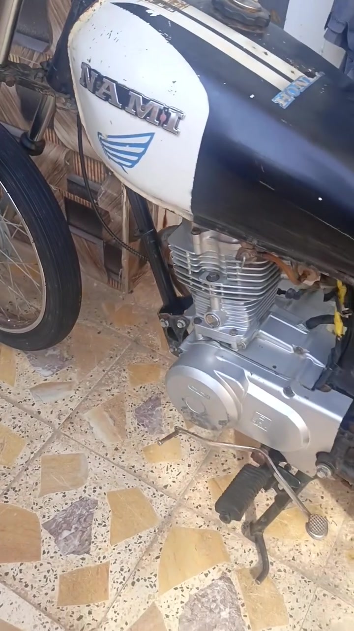 دراجه للبيع بدون وراق نامه اصلي محرك ناعم ونضيف وشاصي جديد شراي يتصل ولحد يصير لوتي ويطي سعر ***********

