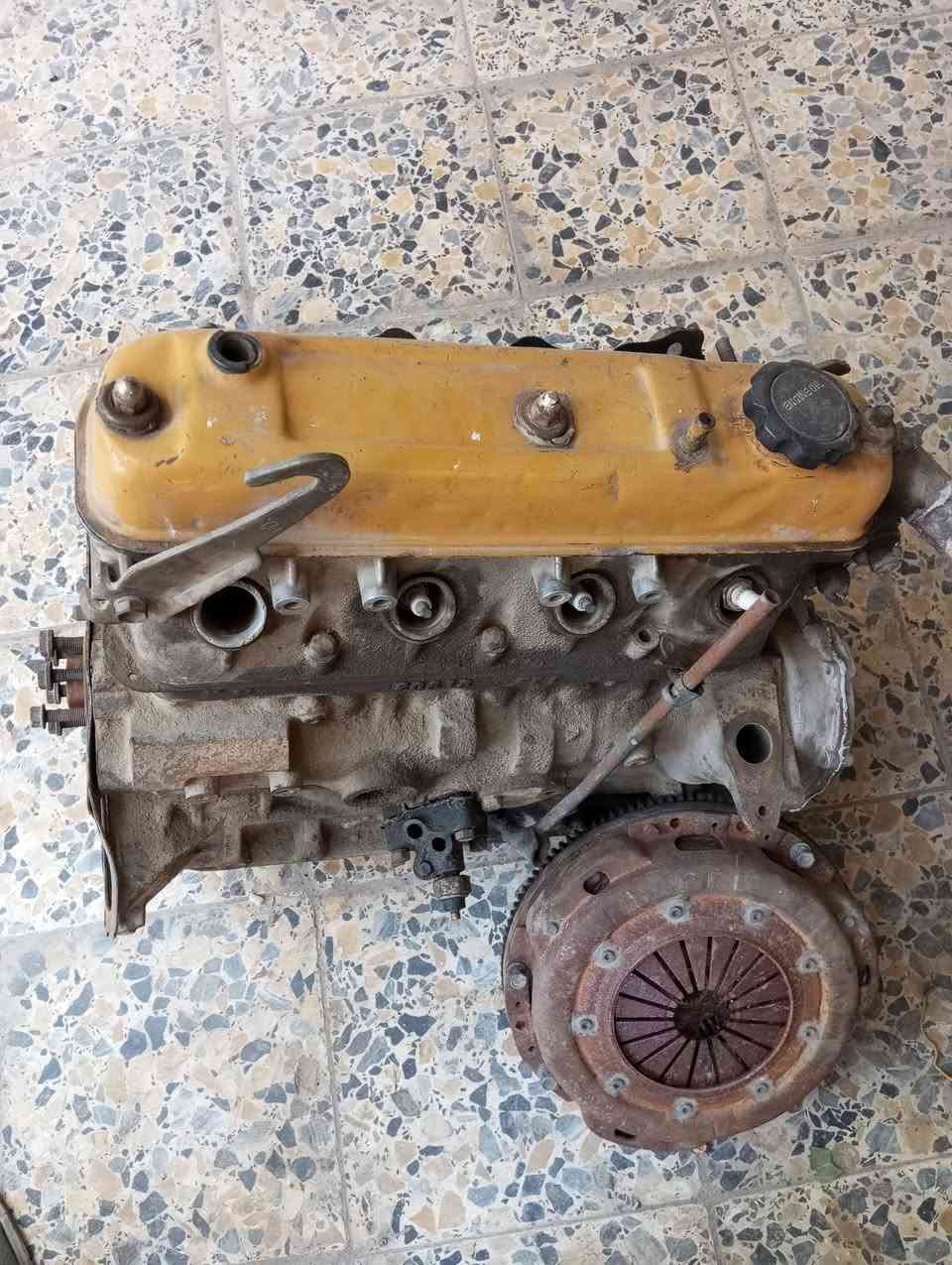 السلام عليكم مكينه فتون اللبيع بديه تنقيص سعر 200 بيه مجال مازتات زوج يمنه ويسره سعر 60 الف العنوان بغداد البياع شهداء تصال ***********
