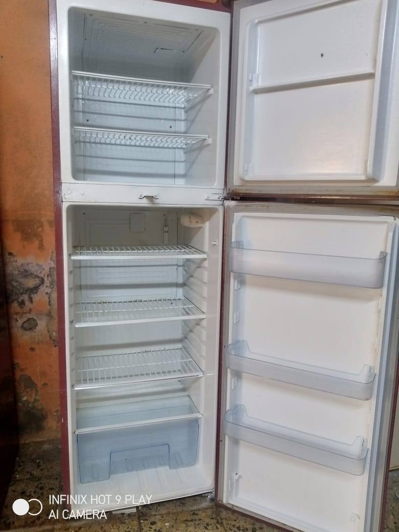 ثلاجه نضيفه اخو الجديد السعر 200 وبيه مجال المكان الحيانيه موسى الكاضم عل مستطيل


**إذا كنت صاحب هذا الإعلان وتريد حذفه لأي سبب، رجاءا أرسل رسالة إلى الدعم الفني**