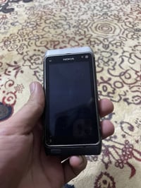 نوكيا N8 • نظيف • فحم