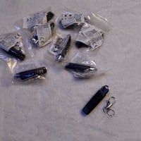 بصمات سيارة • ٩ قطع • تركب على كل السيارات