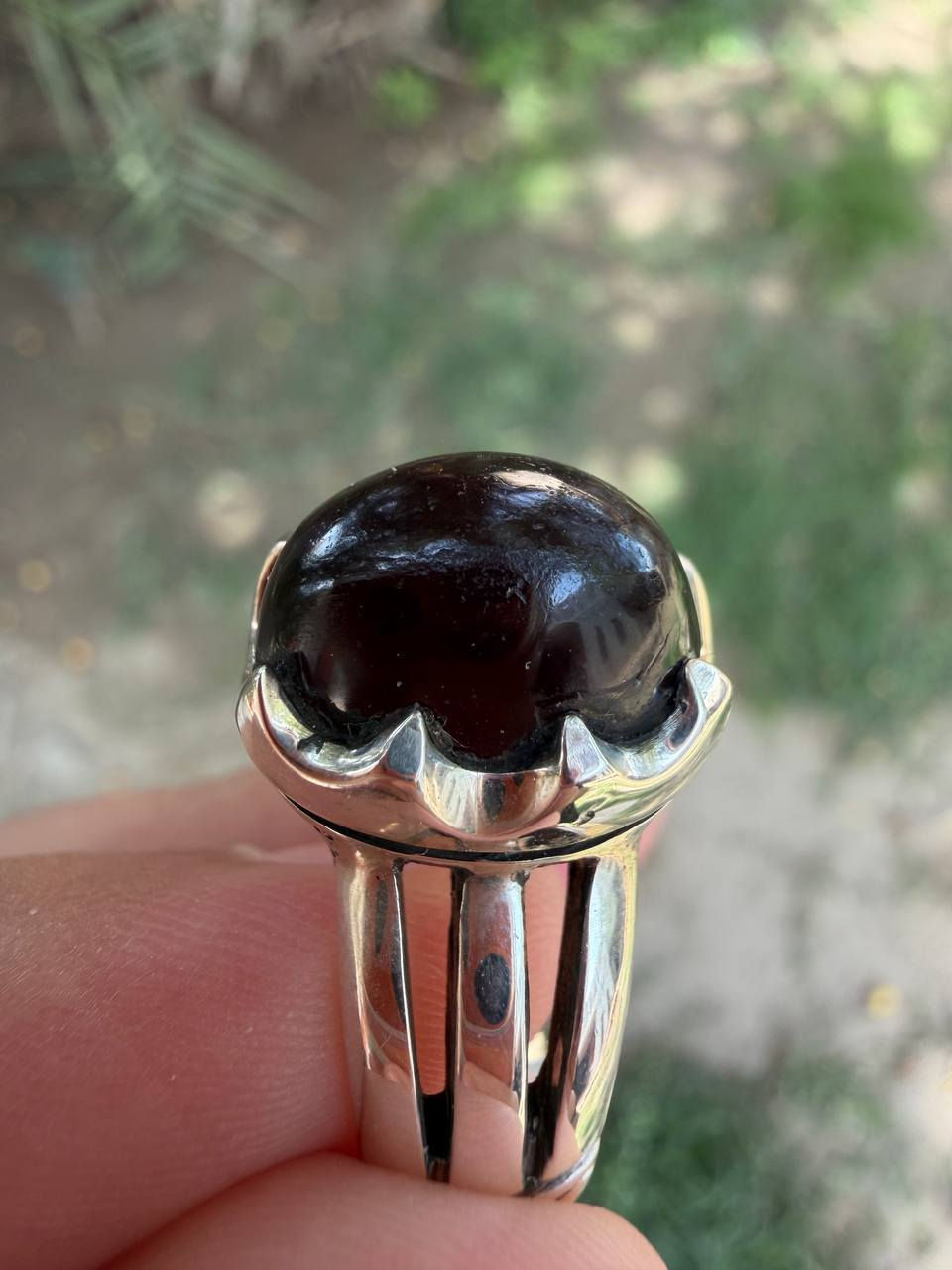 عقيق يماني شفة العبد
جراخه قديمه 
صياغة يدوي 
قياس من 20الى 21..


**إذا كنت صاحب هذا الإعلان وتريد حذفه لأي سبب، رجاءا أرسل رسالة إلى الدعم الفني**