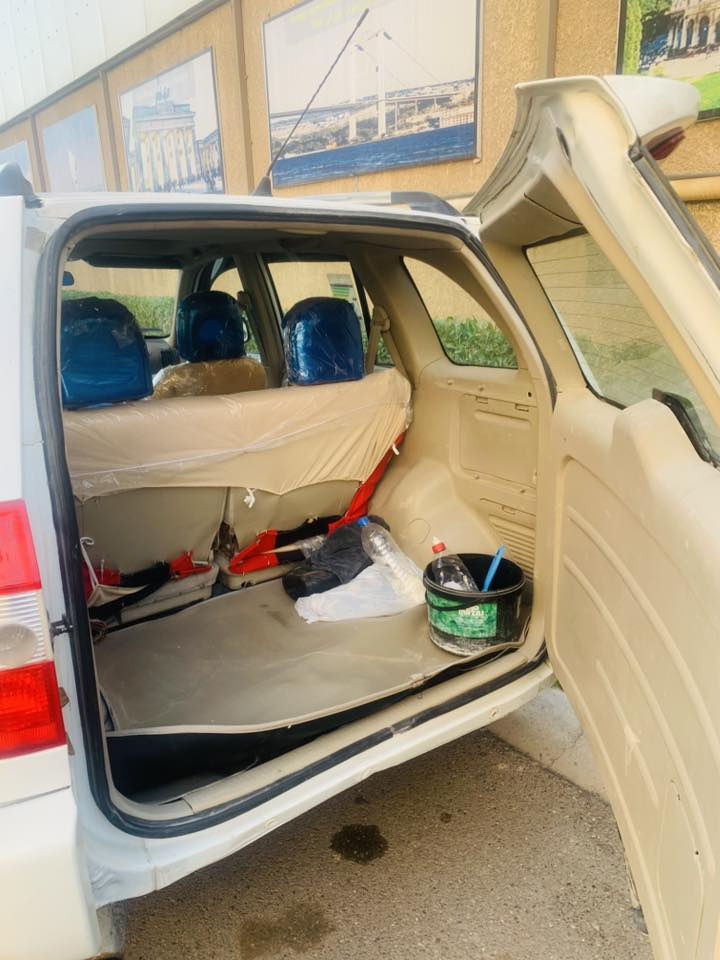 السلام عليكم اخواني تيكو موديل 2012 كير ميكانيك الكير بالكارتون جديد المكينه مجفته تجفيت  ممتاز اروح بيها لدوامي بغداد ديوانيه السياره تبريد شغال. دواخل جيده حلوه مال جناي السعر 53 ابيع مستعجل مالكها بالنجف ورقمها قادسيه *********** اني حالياً في بغداد بالدوام
