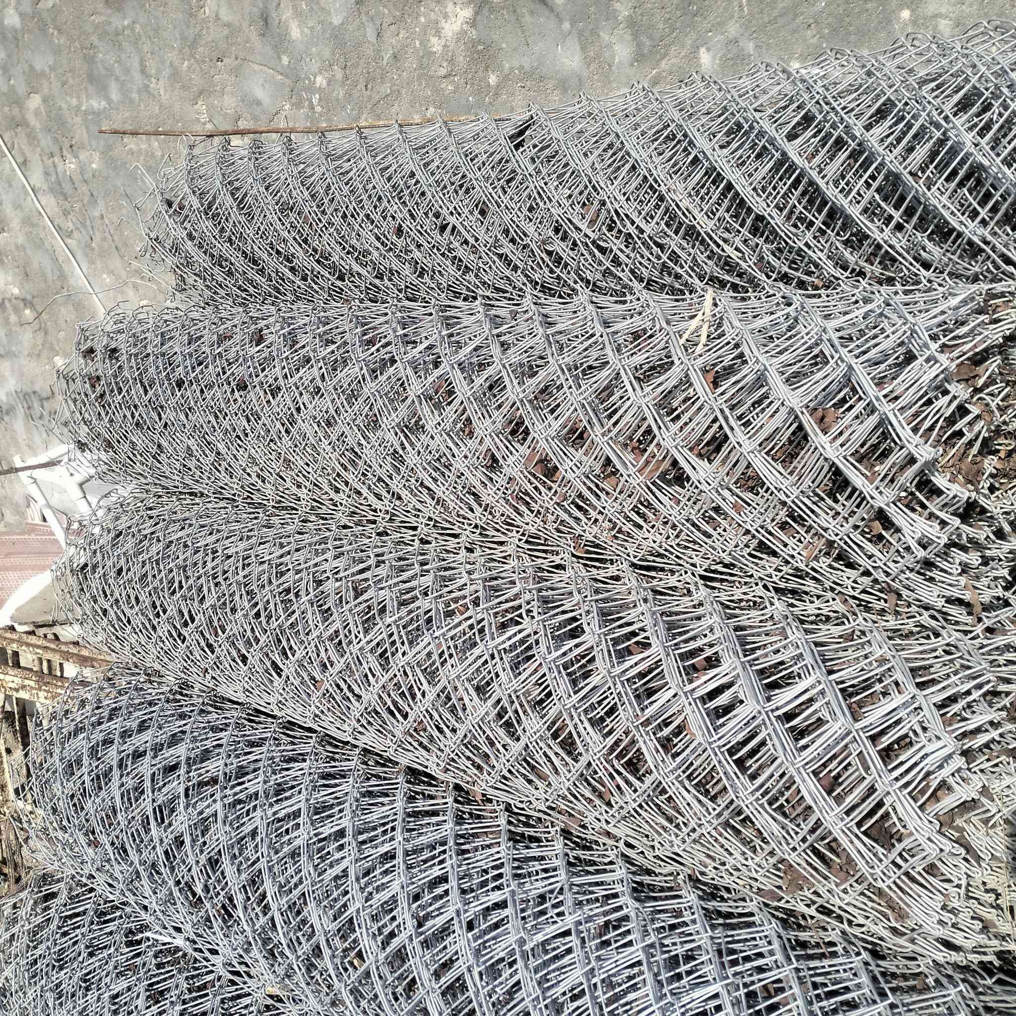 سلام عليكم بي آر سي جديد ما مستخدم مع ملحقات السياج
العنوان البصره ابو الخصيب ***********
