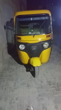 تكتك للبيع موديل 2019 رقم انكليزي السعر 5600.... رقم 07725914192