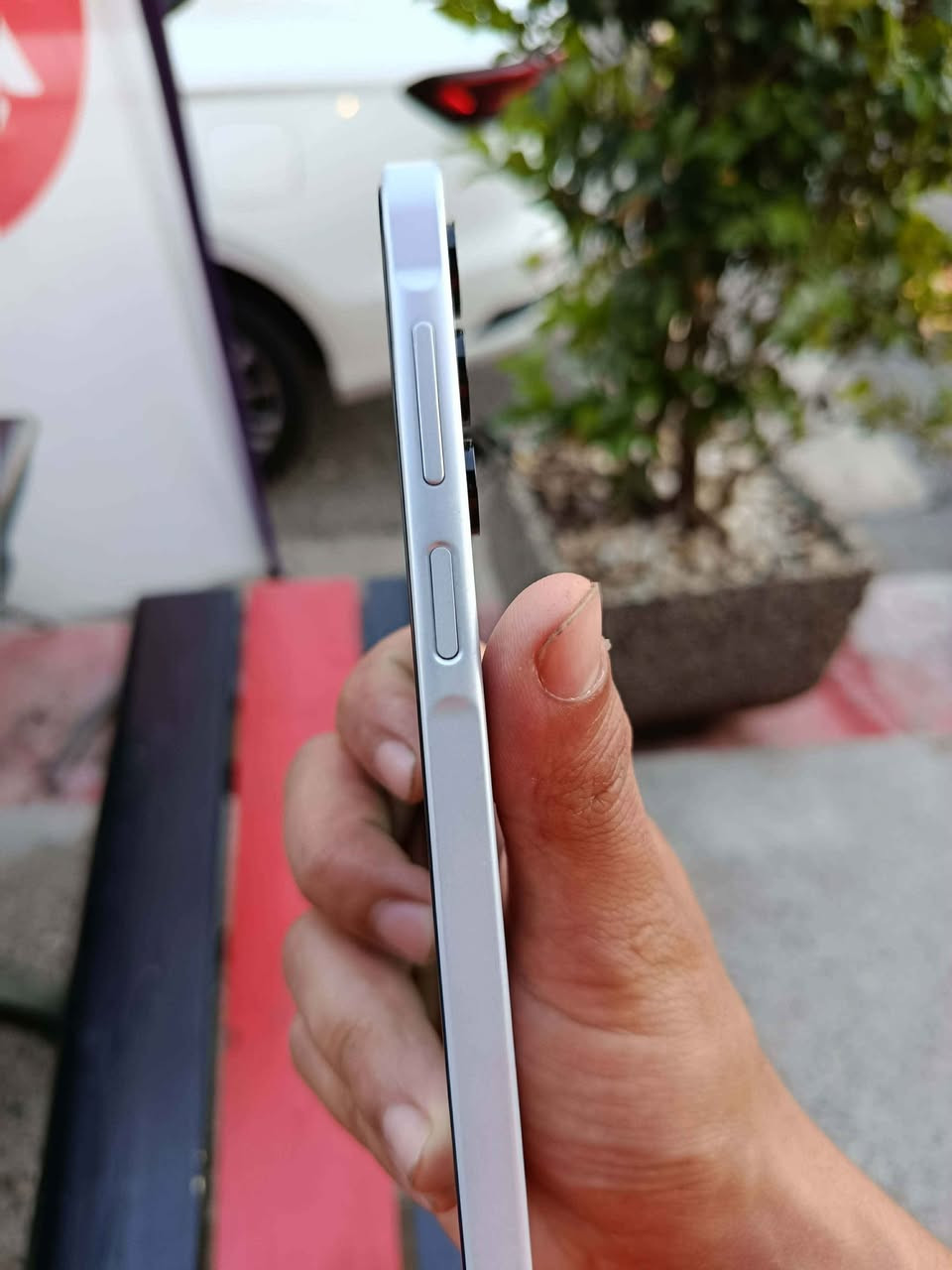 Galaxy A16 
Ram4+4 
128gb 
خاوێن %100 دووسیم ڕەنگی سیلڤەر 
4 ساڵ ئەپدەیت أربيل, العراق


**إذا كنت صاحب هذا الإعلان وتريد حذفه لأي سبب، رجاءا أرسل رسالة إلى الدعم الفني**