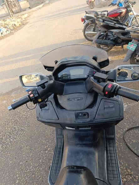 لبيع سكاي ولف 650مكينه مكفوله كفاله عامه درجه حلوه كل نقص مابيه مكاني طوريج السعر 11اونص بيه مجال قليل ***********
