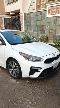 كيا فورتي موديل 2019   مواصفات s المعروفة   فتحة تحكمات جهتين   كروز ت...