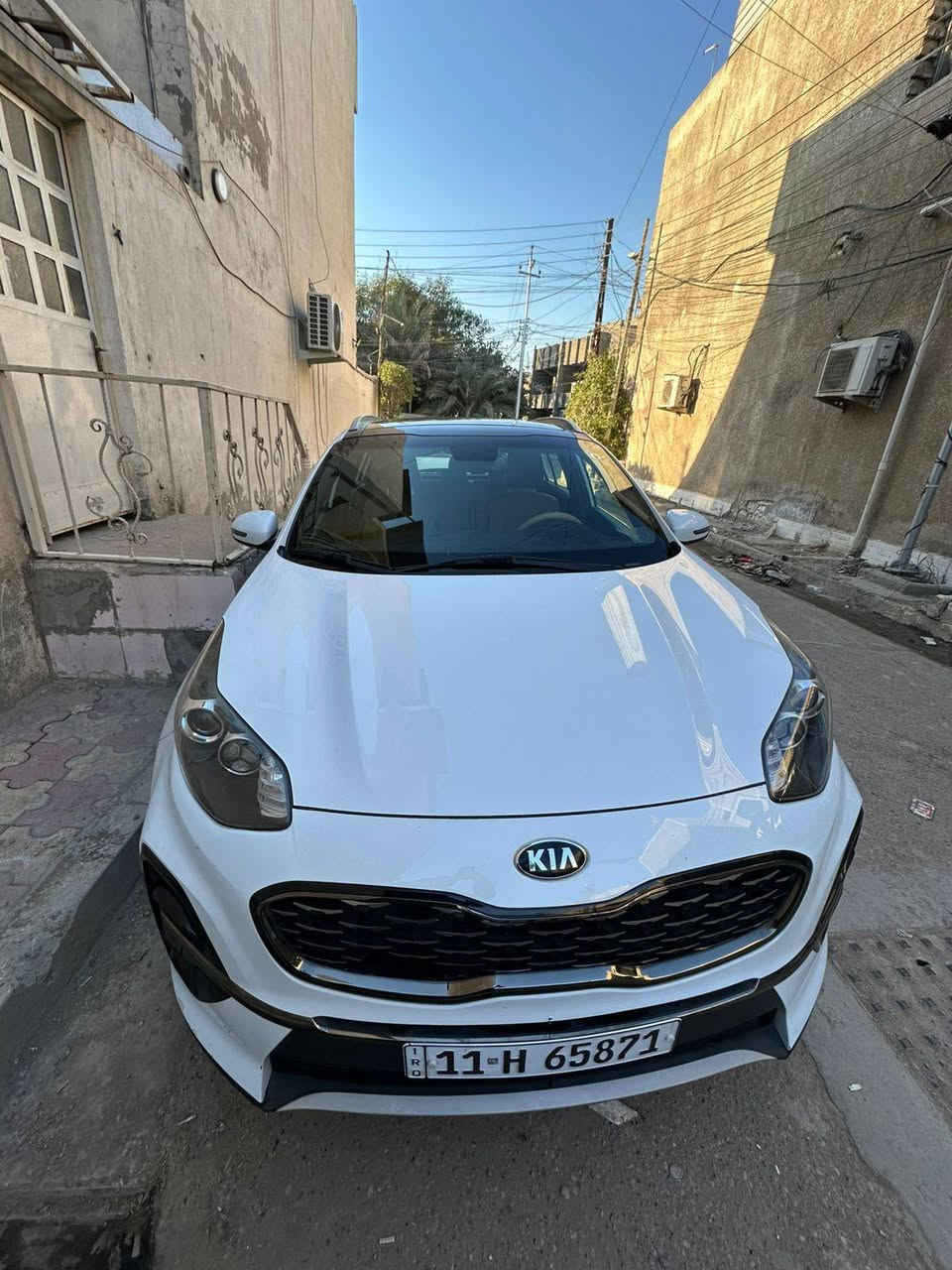 كيا سبورتج خليجي(جيتي لاين)  
 موديل 2021
ماشية ٤٢ الف حقيقي
 فول 1/1 اعلى فئة بالموصفات معروفة لجيتي 
السيارة جديدة  بمعنى الكلمة  لاصبخ ولا ضربة سونار بلصور مرفق 
موصفاتها : 
مكينة 2000 
بصمةتشغيل
بصمة عدد 2
وبصمة ابواب 
وبصمة صندوك
بانوراما
ترحيب عند الاقتراب
شاحن واير لس
مري شفط 
جنطه كهرباء 
لد نهاري  + بك لايت LED 
لايت ضباب
ويل كب 19
كشنات جلد + كهرباء السائق والصدر
مود درايف DRIVEMODE 3انضمه
ستيرن رياضي  حرف Dمختوم بجيتي
تحكم ستيرن فول مع تحكم بلوتوث
قطعتين تبريد امامي خلفي 
سايد بريك بصمة 
زراگه لايت
لايت اوتو
اريل نفكيشن
حساس امامي
حساس خلفي
نضام منحدرات
5 ويل مال جيتي
شفتات ستيرن
شاشة اعطال
 ***********
***********
العنوان / بغداد العبيدي
السعر ٢٢٥  ورقة وبيهه مجال
