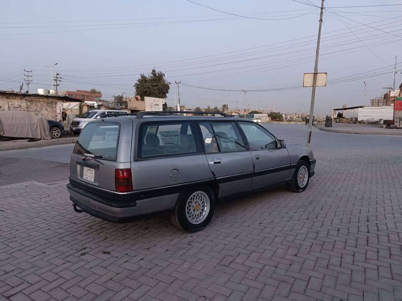 السلام عليكم اوبل اوميگا حجم 20 موديل 92 رقم كركوك الماني سنويه عظم عاج شرطه الوكاله والتحويل محرك گير صدر تايرات كله بشرط سياره احلى من الصور سياره جاهزه ما بيها كل نقص للبيع فقط
 السعر24 وبيها مجال بسيط للشراي
 العنوان كركوك
 رقم الهاتف***********
