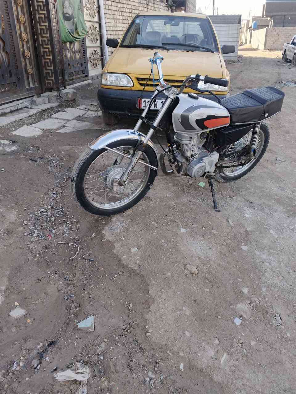 سلام عليكم درجه ارشه للبيع
مكاني بغداد المدائن السعر 350 واذا شراي بيهه مجال اذا مو شراي لاتعبني تسمع حجايه تغثك  نضافته تشوفه بعينك خير من الله مدلهه كلجات جدد بلاديه كشن جديد وتايرات زوج جديده وتانكي وقبق جديد درجه تخبل وهاذ رقمي بي واتساب ***********
