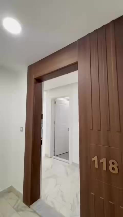 مجمع ابراج النخلة
مساحـة 224 م ركنية

تريد استلام فوري جاهزة للسكن (الدفع كاش)
 
تريد قيد الانشاء استلام بعد سنة ونص(دفعات)

الشقق مجهزة بـ 7 سبالت + كاونتر

للاستفسار :
077666509
***********
