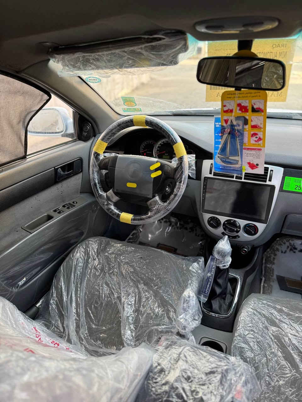 شوفرليت ئوپترا موديل 2013
گيرعادي ABS.ويل ئينفنيتي.شاشه ئايباد.جام كاره بايي.زينون.
سه نه وي ژينگه تا 2028به ناوي خومه نقوستاني تيدا نييه دوو پارچه بوياغه بي سارد و شوخت سقفي شوشه يه .گيرومه كينه به شه رت
نرخي 83$وه ره قه مجال برايانه 
بو زانياري زياتر تيل بكه 
***********.*********** كويسينجاك, أربيل
