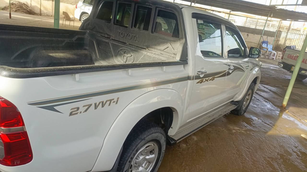 سلام عليكم 
بيك اب للبيع 
فور ويل 
موديل 
2015
رقم بغداد انكليزي 
اوتوماتيك كويتي 
فتح صبغ ظربه كفاله 
عدا بارد موضح بالصورة بسيط
السعر 238
المكان الديوانية 
***********
