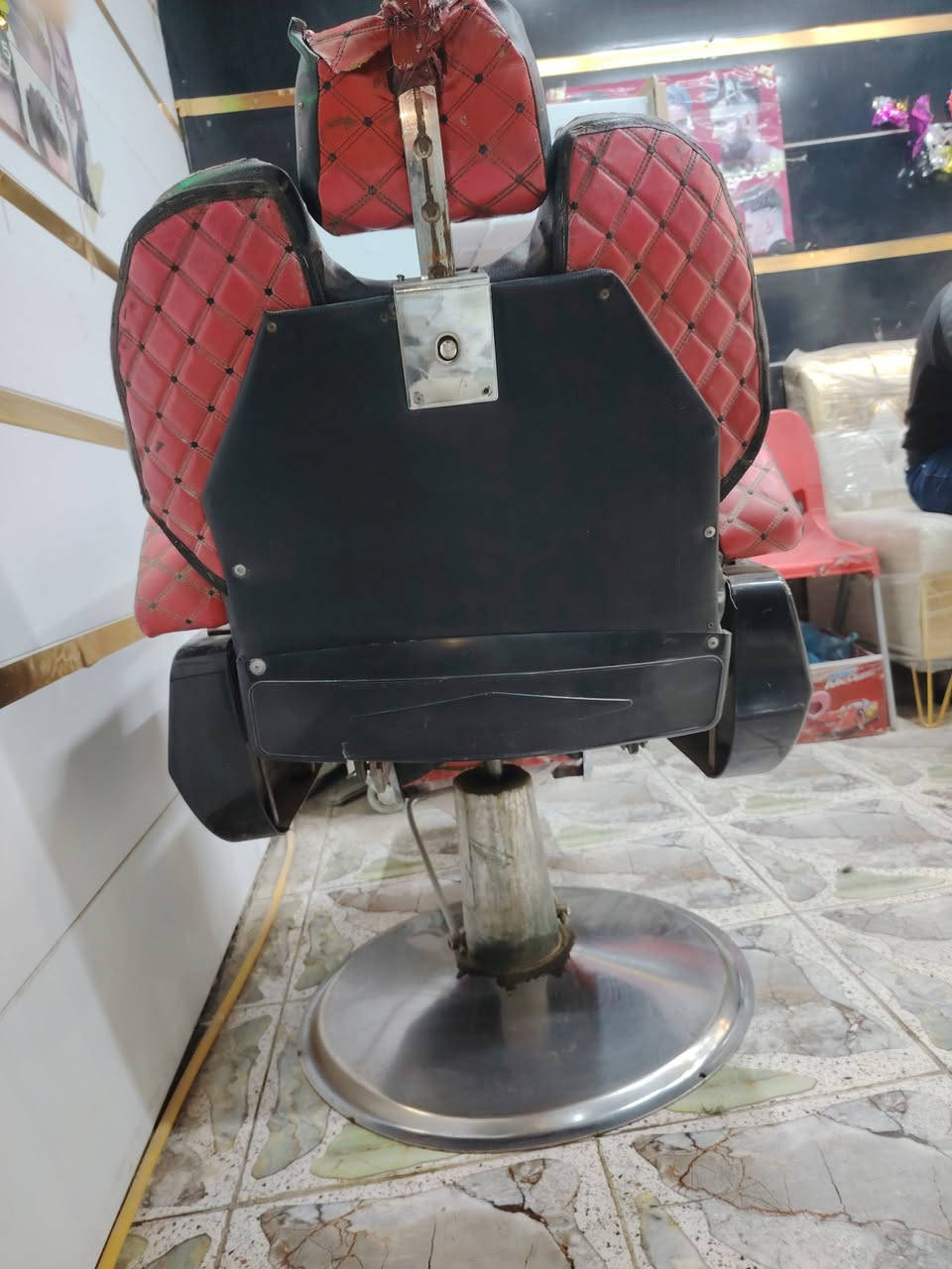 للبيع العنوان الكوفه ***********
