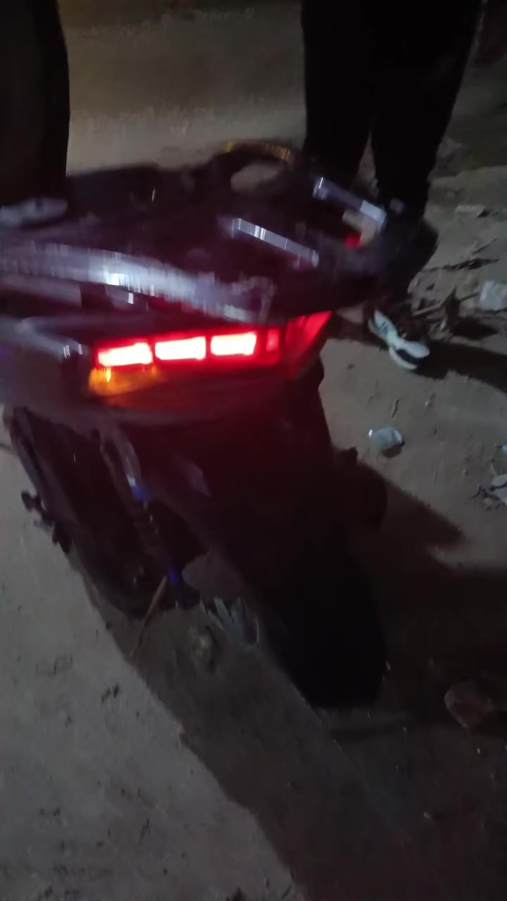 سلام عليكم دارجه سكنس نظيفه محركها يابانية كلش قوية سلف هندر كلش شغل بيها جميع  كهربائية سعرها 450 وبيها مجال والله يهني صحاب النصيب مكاني كربلاء اتوصل ويايا على مسنجر


**إذا كنت صاحب هذا الإعلان وتريد حذفه لأي سبب، رجاءا أرسل رسالة إلى الدعم الفني**