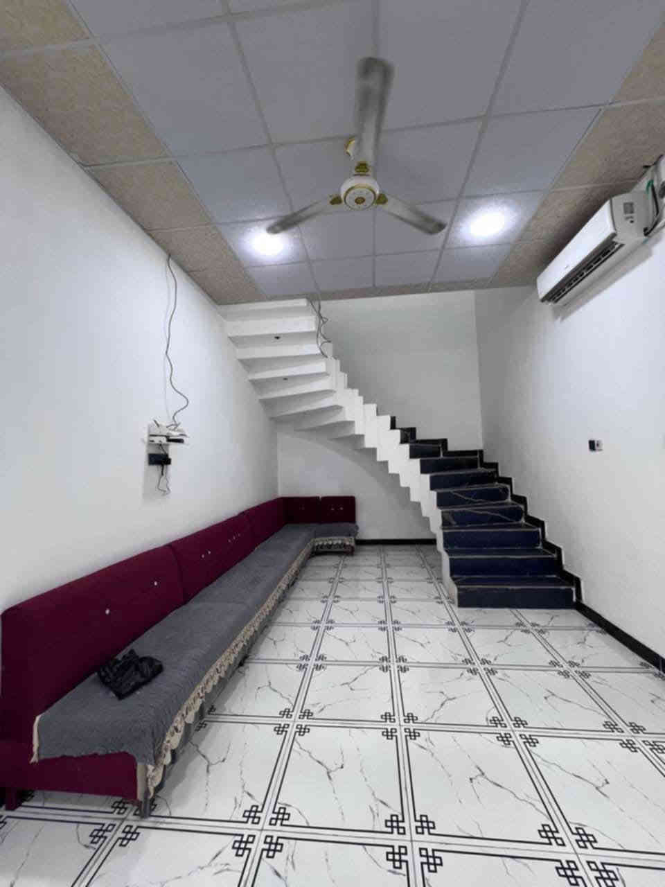 ‏السلام عليكم دار سكن 135 متر  السعر 76 وبي مجال ‏￼
أبي الخصيب حمدان  ***********
‏منطقة راقية وأهل أبو الخصيب الطيبين
‏يحتوي دار السكن على 
غرف 2 وديوان وصالة ومطبخ وصحيات داخلي وخارج

***********
***********

#مشاهيرفيسبوك #مشاهيرتيكتوك #جنس_العقار #العقارات #البصرة #مشاهده #العالية #الجمهورية #بريهه #الجزائر #الجزيره #العباسية #الجنينة #الجبيله #الابلة #الطويسه # #الوفود #المطيحة #الفاو #السيبة@إشارة
