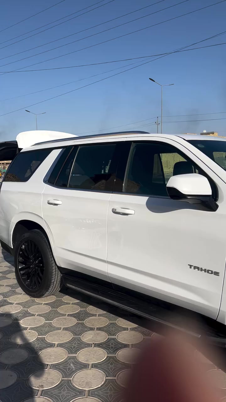 السلام عليكم ….
تاهو LT بجم بريمير رقم بغداد
معروفة مواصفات LT
بصمه وتشغل عن بعد ويصمه ابواب
محرك 8 سلندر 

شاشه وكاميرا 
كراسي كهرباء وتبريد 3 قطع 
ماشيه 90  الف
الحادث مرفق بالمنشور 
السعر مناسب جدآ 
360 وبيهه مجال جدآ بسيط 
ماكو هيجي سعر بالسوك
***********
بيع فقط اعتذر عن الامراوس 
وبالعافية الي ياخذهه
