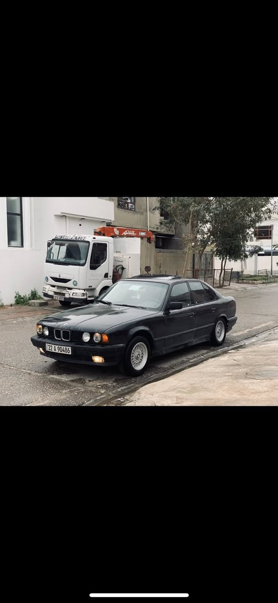 فرؤشتن Admin❤️
بيئيم ٥٢٥ گير عادى مؤديل ١٩٩٢ سلايت ره قه م هه ولير سه نه ويو ره قه م هه تا ٢٨ تازه يه به ناوى خؤمه وه يه كامل مه سروف بى نوقسانيو ته قه و ره قه ١٠ رؤژه گيرو مه كينه و عه ينه و كلاچى لؤكى ئه وروپى بؤ به ستراوه كامل له motosel سيرڤز كراوه رؤنو فلته رو پاترى تازه و ئه نتيفريزى تيكراوه پاوه رى سوكان تازه گؤراوه راديته رو پانكه ى تازه هه مو گيانى به شه رت ١٥ رؤژه تاخم پيشو دواى به كاملى داگيراوه زؤر تونو تؤله  تاقمى تايه و ويلى موشه به كى لؤكى له ژيره بانسو فله نجه ى لؤك سالانساى كؤنترؤل كاتم و سپؤرت فيتپه مپى تازه ده عامى M 
شوين (سليمانى ) 
سه عرى ٥٤ گه لاو مه عامه له ٤ گه لا غه رامه ى تييايه دواى مه عامه له ئه يگه رينمه وه 
0771 053 8811
