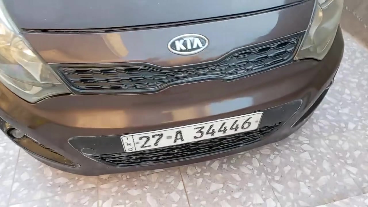 عرض جوه السوك جدا مناسب
كيا ريو ١٤ خليجي هاش باك 
محرك ١٦٠٠ مكفول 
كير اوتو 
تبريد ثلج منظومه جديده مسويها قبل اسبوع ٦٠٠ الف كله جديد 
حداديه ١٠٠/١٠٠ 
بيه رش تجميل الجاملغ الأمامي الأيمن بدون دواخل والباقي كفاله من الصبغ والتبديل 
السعر ٧٣ بيه مجال للمشتري ***********
رقم ذي قار دولي مكانها قضاء الشطره
