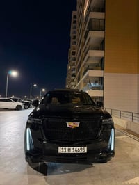 كاديلاك وكالة المنصور 2023  فووول مواصفات ماشية ٦٧ الف mi  كفالة من ال...