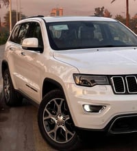 كراند شيروكي • ٢٠١٩ • ماشيه ٥٢ الف