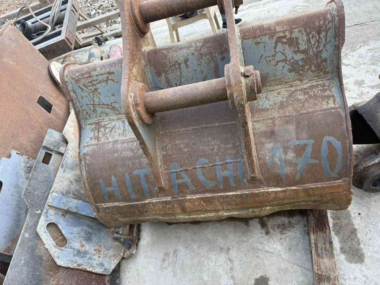 للبیع کیلە مال حفار تایر 170 بیلادی120 متر 
*********** وتسئاپ
