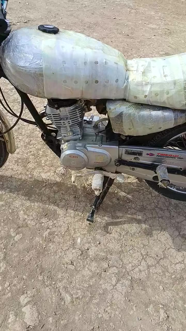 دراجة تايكر البيع نضيف ومكفول  موديل 2021كفاكه عامه وكله شقا مكان صويره السعر 450وبيه مجال ***********
