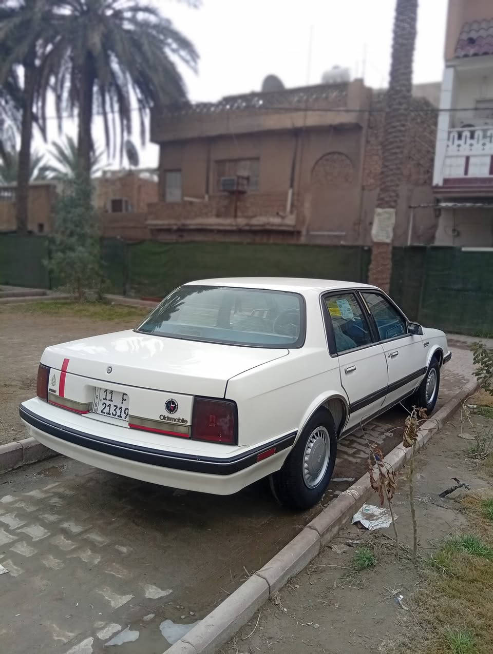 السلام عليكم اولدز 1990رقم بغداد نكليزي تحويل ثاني يوم سياره تخم تأير صدر جديد غرفه جديده مصبوغه جماليه العنوان بغداد غزاليه ***********
