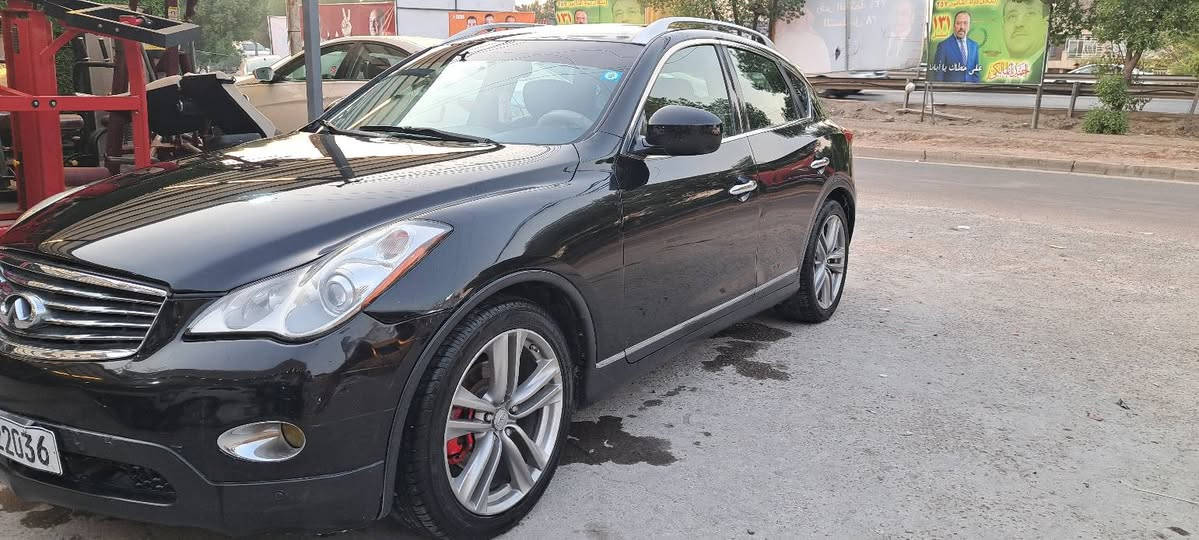 للبيع  نيسان انفينتي  موديل 2013 بغداد دولي جديد فول فول مواصفات محرك 6 سلندر كير محرك كلش جدد تبريد شرط ماشيه ١٠٨ الف كيلو مو ميل حقيقي فول مواصفات بصمات ابواب بصمه تشغيل رادر سلايد كروس سرعه سلايد روف كشنات جلد كهرباء خزن ميموري تحكم ستيرن جهتين وبعد هواي مواصفات تخم تايرات كله جديد السياره ظربته ربع البنيد جهة السايق  شواصي مكفوله وايرباكات سليمه وغرفتها جديده على وضع الشركه ***********
