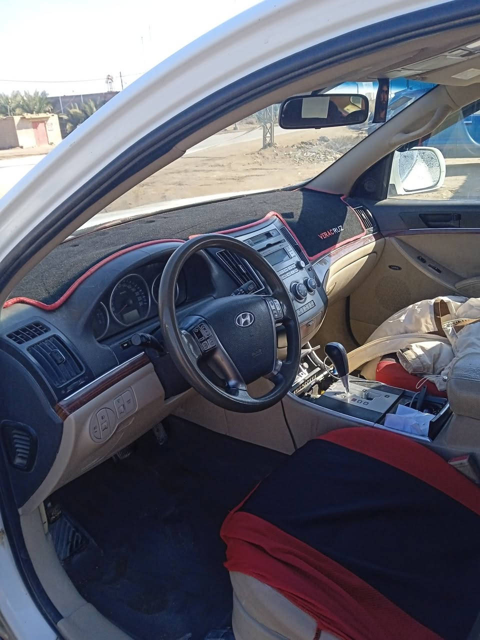 السلام عليكم هونداي فيراكوز موديل 2012 والد خليجي 6 سلندر سبع راكب اربع قطع تبريد *********** فورويل رباعي السعر 150 بها مجال
