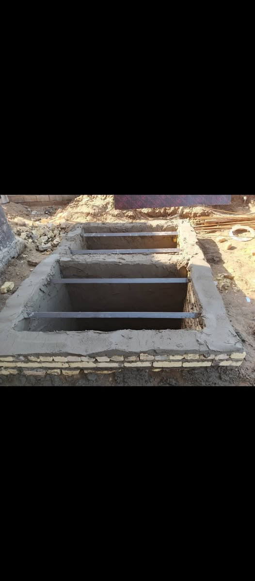 سلام عليكم نشتغل كافه الشغل سحب مياه لباب بيتك حفر منهوله تسليح صب تطبيب سبيس حدل العنده شغل يتصل عليه ***********
