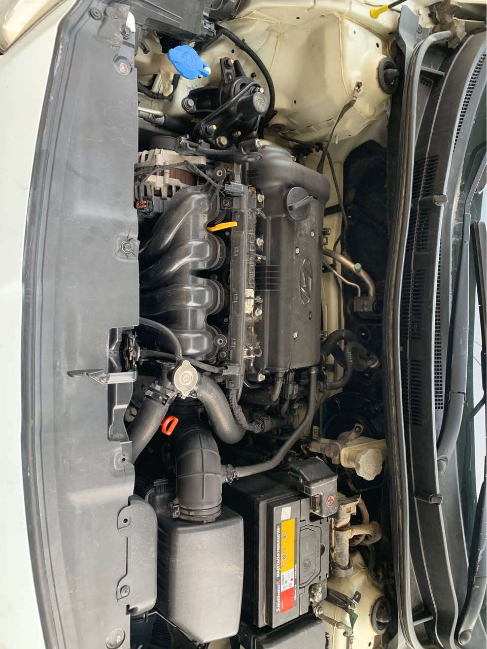 موديل 2014 
فتحه 
اشاير بالمريء
5ويلكب
 فقط طخات بسيطة بالجاملغ الخلفي  والدوسه مثل ماموضح بالصور مامصلحات  كير ومحرك بلادي مكفولات 
بغداد ***********السعر ١٠٧ بغداد, العراق
