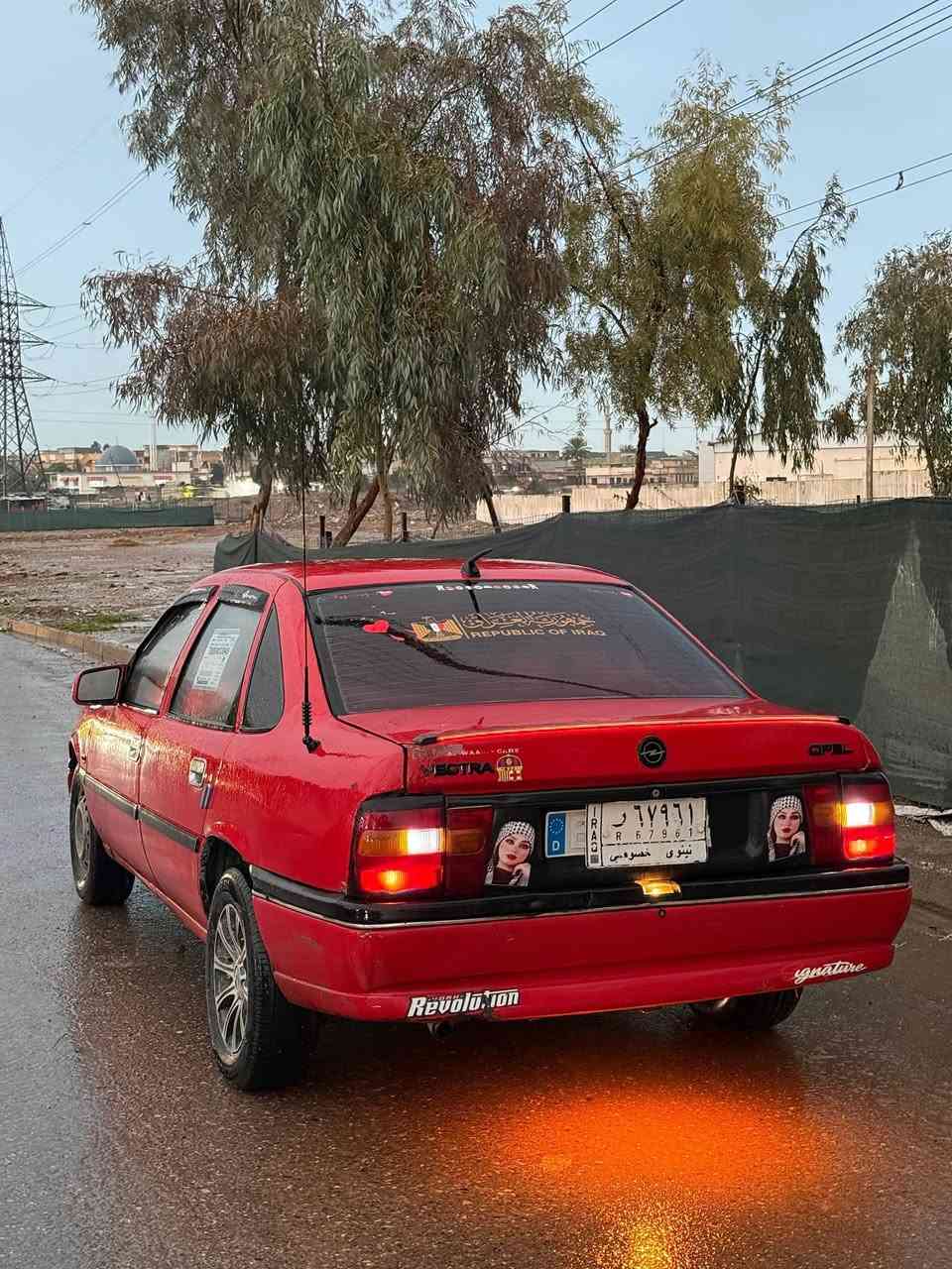 فكترا موديل 93اصل فصل
حجم16رقم نينوى الماني سنوية عضم 2028
كابون بانزين بيها تريد تحويل تريد وكاله 
مكينه قبل يومين شادها شرط لاصرف لانفخ 
كير شرط وعادي 
طخم خلفي امامي كلو جديد 
طخم تاير فوك نص 
طخم ويلكب كامل 
كهربايات كلها شرط مايعوزها اي شي
سستم سماعات افانتي عليها  
تنته سلايت +قفل مركزي 
ستيرن بور +باتري جديد 
غرفتها جديده مدوشمه كامله 
سياره بدون صبغ بدون ضرر شرط 
فقط مصلح داير واحد ☝
#السعر43_بي_مجال 
مكان موصل الايمن شراي اتصل  
 ***********
***********
