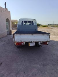 هوندا للبيع سياره باسمي اللي يريته يخابر على هذا الرقم 07813452724