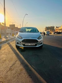 فورد فيستا ٢٠١٨ بصمه شاشه كامره كير أوتوماتيك ٦ نمّر  محرك ١٦٠٠ اقتصاد...