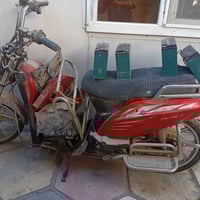 عنوان بغداد نفق الشرطه مقابل مشويات ابو طيبه  دراجه شحن كوم حديد عاطله...