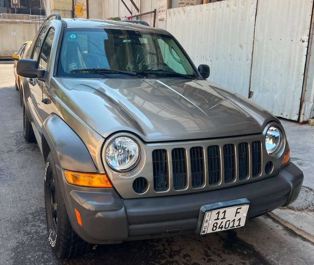 للبيع جيب لبرتي 2007 كلين كفاله ضربه بيها قطعتين صبغ محرك3700 جديد كير جديد فور ويل طخم تاير حداديه تبريد ثلج تحكم ستيرن 4 جهات شاشه كامره شاشه اعطال ويل كب بلادي للاستفسار *********** السعر 77 وبيها مجال جدا بسيط مكانها بغداد شارع فلسطين بغداد, العراق
