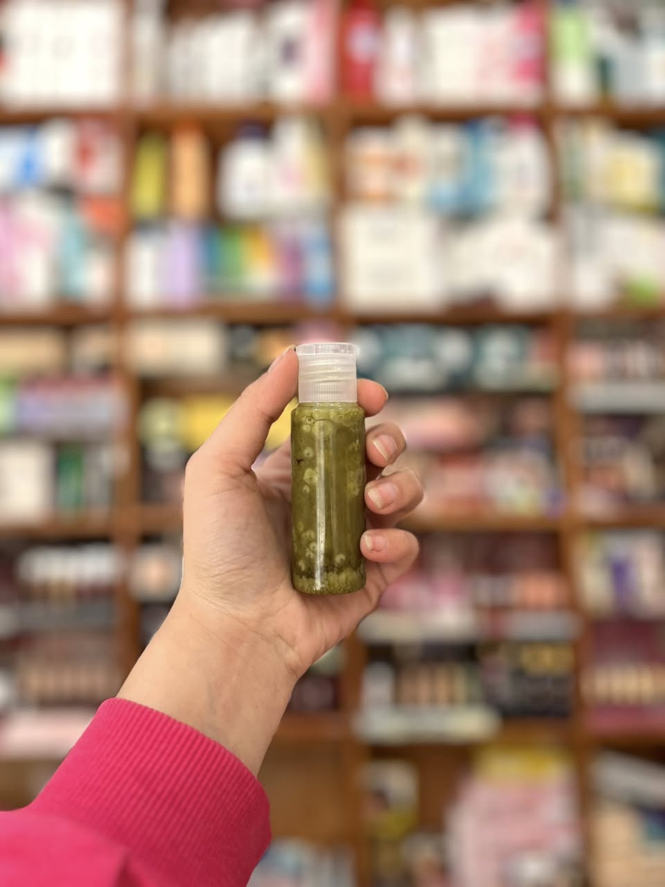 زيت 108 عشبه الهندي الاصلي🇮🇳

زيت 108 عشبه الهندي الاصلي ( 100) ملي

حلو جدا يابنات لازم كله يجربه عن تجربه يجنن♥️♥️♥️
زيت 108 عشبه الهندى الاصلى 
جبتلك زيت تطويل الشعر وتقويه وتنعيم زيت هندي 
زيت الشعر الاصلي الهندي زيت علاجي اكتر من ١٠٨عشبه في علبه واحده 
 
للشعر التالف و المتساقط والمتقصف و لتكثيف الشعر
زيت 108عشبه هندي 

ينفع يستخدمة الاطفال امن عليهم 

الزيت مخصص للشعر التالف الي اتدمر بسبب الصبغات وكريمات الفرد
 
فوائد الزيت لشعر
1 بيقلل التساقط بنسبه 96 %
2 بينعم الشعر جدا جدا جدا
3 بيقوى بصيله الشعر الي ادمرت 20 ضعف زياده
4 بيعالج التقصيف والجفاف
5 بيقلل القشرة

العبوه الكاملة 950❤️‍🔥
100 مل 270❤️‍🔥
50 مل 150❤️‍🔥


**إذا كنت صاحب هذا الإعلان وتريد حذفه لأي سبب، رجاءا أرسل رسالة إلى الدعم الفني**