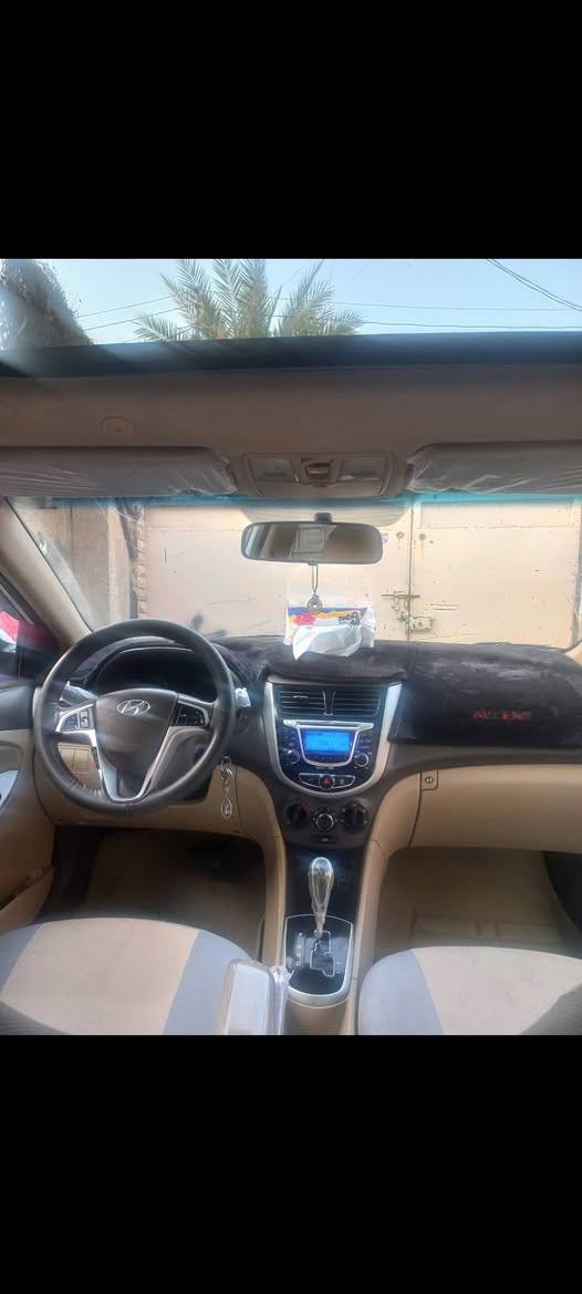 اكسنت 2012 خليجي سيارة جديدة مال بيت من تخم تاير مكينةكير كله جديد صدر جديد سيارة ما ب
 يه اي نقص ترايك وين مايعجبك سيارة بسمي بغداد تحويل ثاني يوم مكاني بغداد هاتف *********** السعر 95 او بيه مجال للطيبين
