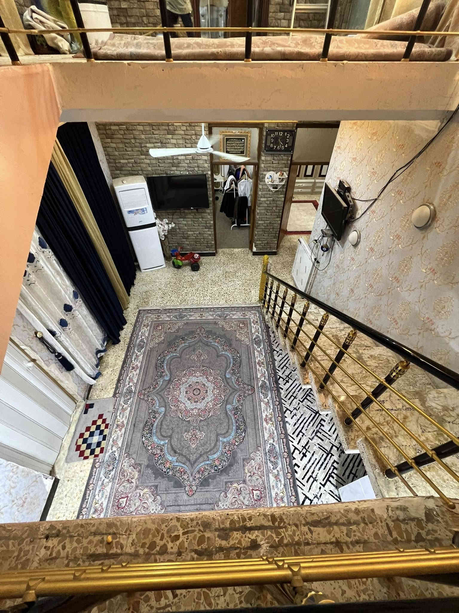 🏠دار للبيع 🏠
__
⭕العنوان:حي الفرات 
  ⭕️خلف؛اسواق الجوهره 
⭕موقع مميز _
____
🌿طابوصرف 
🌿طابقين 
🌿عكاده
🌿عل شارع 15

♦️المساحة 121م
♦️الواجهة  : 10متر
----------------
                     
تفاصيل الدار 🏠
___
🌿غرف نوم عداد3 💯
🌿صالة عداد2
🌿مطبخ 
🌿استقبال 
🌿مجمع صحي 

    
   #مكتب_صناع_المال_للعقار 
عنوان المكتب
الفرات شارع الصب قرب التسفيرات 
للاستفسار مراجعة المكتب اولاتصال على الارقام 
***********
***********
