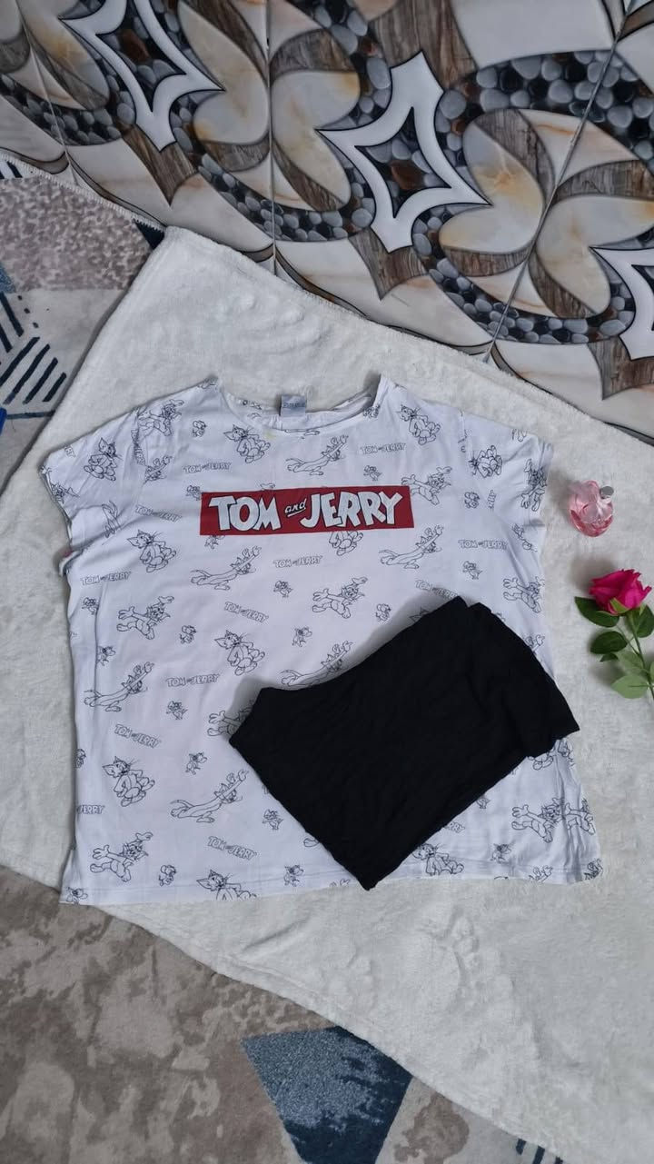 #عروض الصيف يمنه🤩
باله أوربي تراك نسائي بناتي
السعر🔥بس بألفين ونص 
توصيل مجاني داخل الحسينيه 
الكميه محدوده الحجز وات ساب
***********
